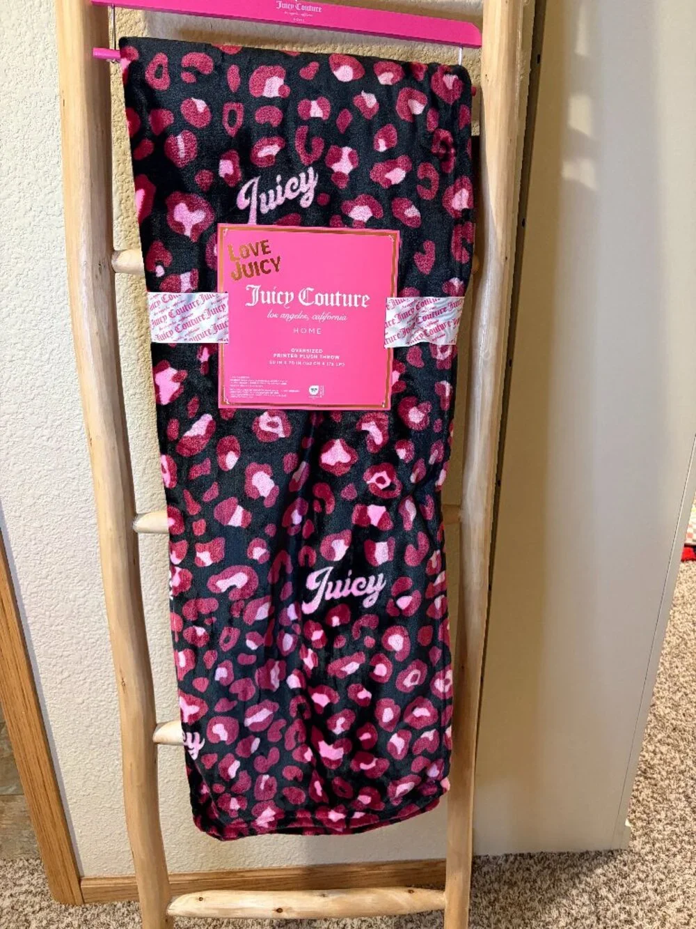 Juicy Couture Love Juicy Black Red Pink Leopard Plush Throw Blanket 60x70 Black